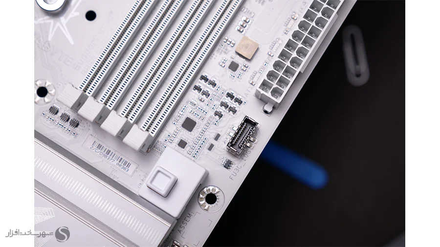 بررسی مادربرد گیگابایت B860 Aorus Elite WiFi7 ICE