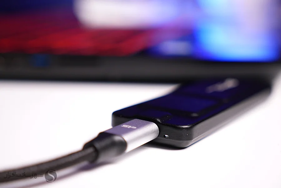 بررسی حافظه SSD اکسترنال Silicon Power PX10