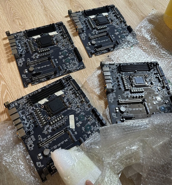 مادربرد EVGA X670E Classified