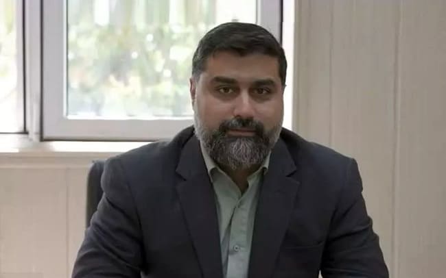 سیدحسین سادات حسینی