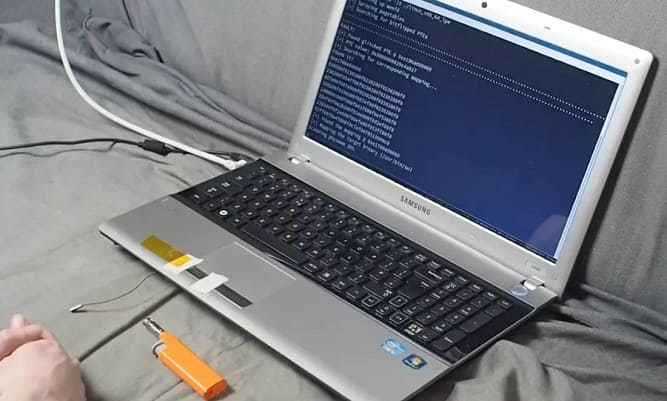 هک لپ تاپ با فندک