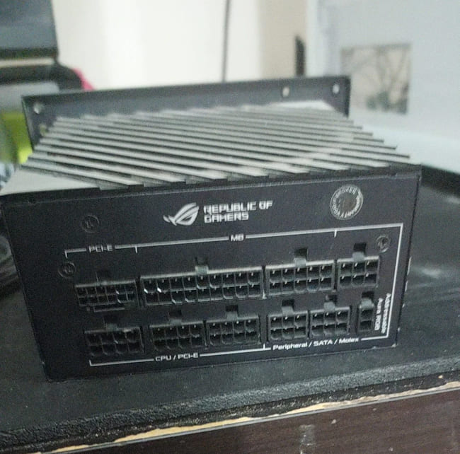 ذوب شدت کانکتور پاور ROG Loki