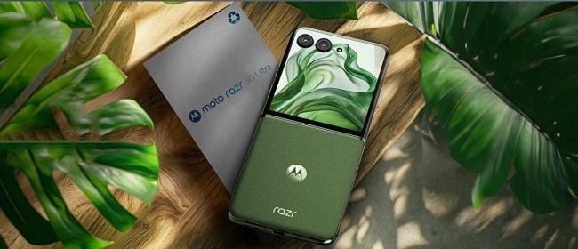 طراحی گوشی Razr 50 Ultra موتورولا