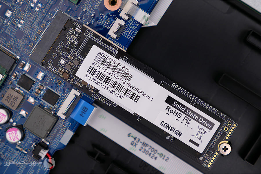 Gigabyte-G6-Laptop-PartII-x900-15.jpg