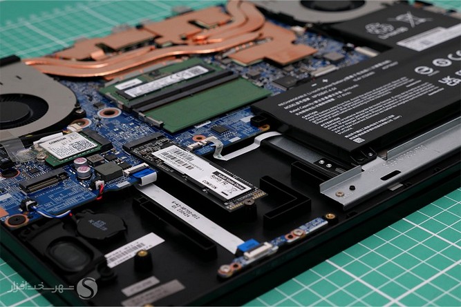 Gigabyte-G6-Laptop-PartII-x900-08.jpg