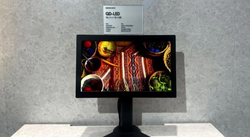 عرضه اولین نمایشگر QD-LED دنیا توسط سامسونگ