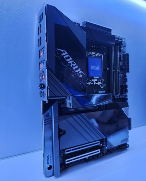 مادربرد Z890 AORUS Master