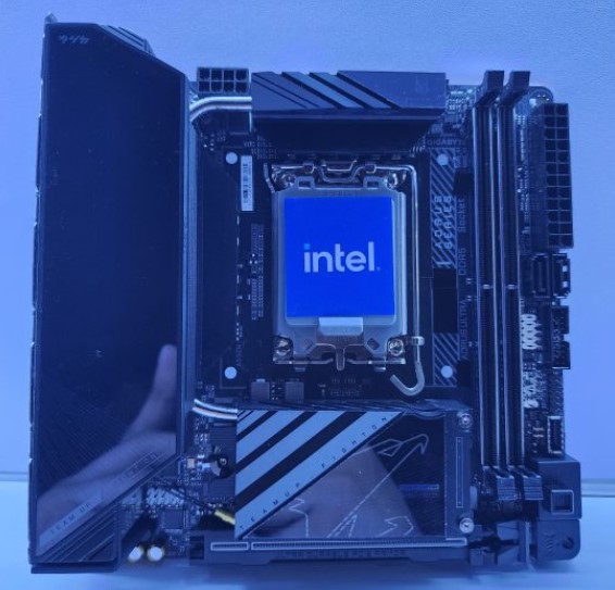مادربرد Z890 AORUS Ultra