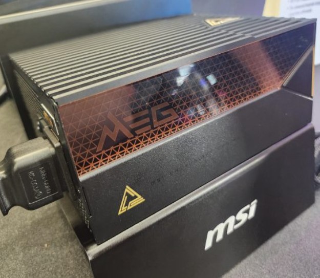جزئیات بیشتر از پاور MEG Ai1600T ام اس آی