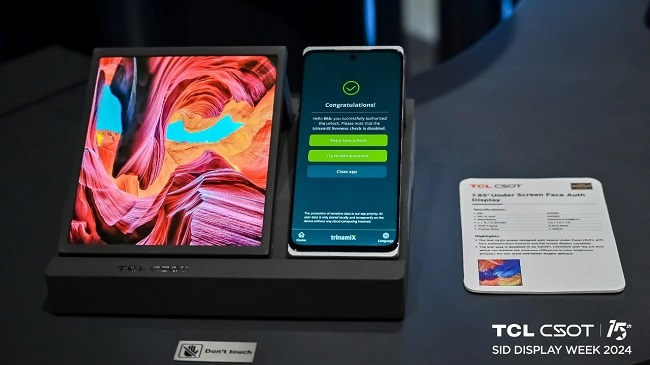 اولین گوشی جهان با نمایشگر تاشو سه تکه از TCL