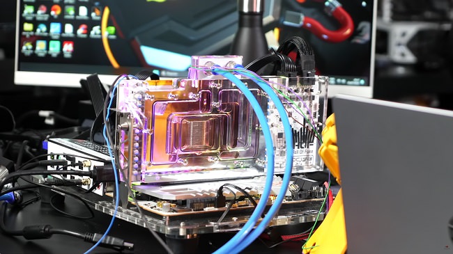 اولین کارت گرافیک RTX 4090 Super دنیا