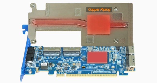 سیستم خنک کننده این کارت تمام 8 SSD را پوشش می‌دهد