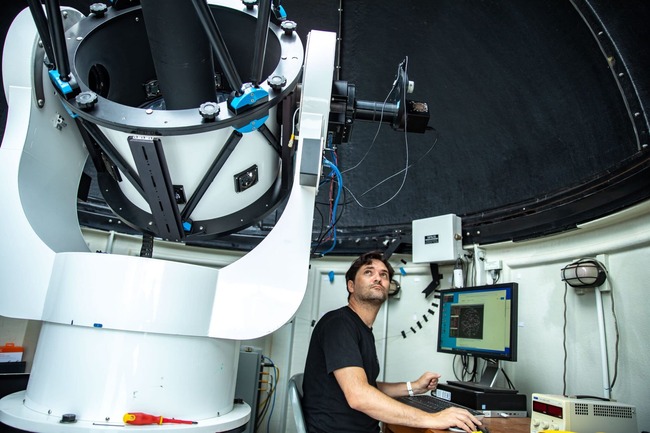direct-satellite-laser-comms-3.jpg