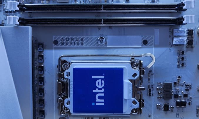 پردازنده‌های Arrow Lake-S Core Ultra 200 از حافظه رم با سرعت 10000MT/s پشتیبانی خواهند کرد