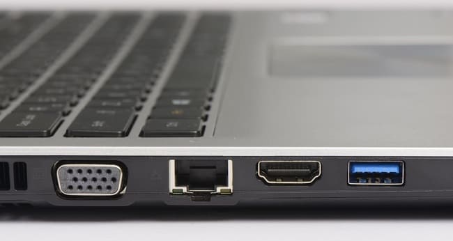 پورت‌های VGA، HDMI، USB و اترنت