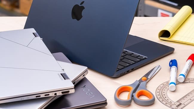 لپتاپ‌ها بهترین انتخاب برای دانشجویان هستند