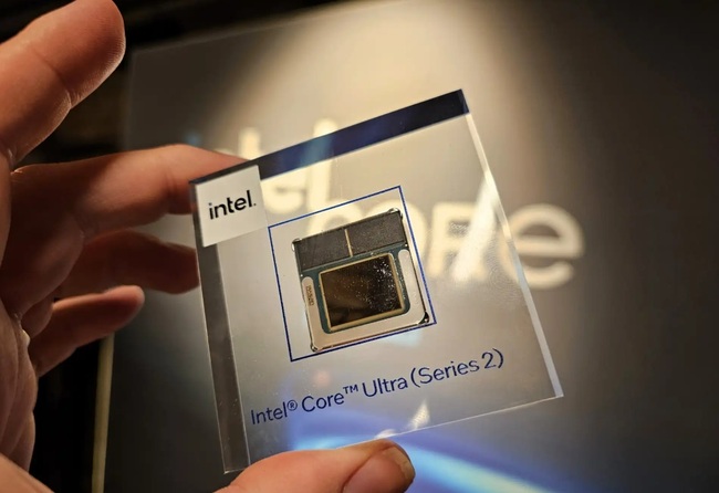 بررسی ویژگی‌های پردازنده‌های سری دوم Intel Ultra Core