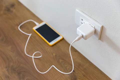 دیر شارژ شدن آیفون