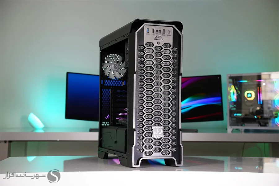Green-Sriker-Case-x900-45.webp