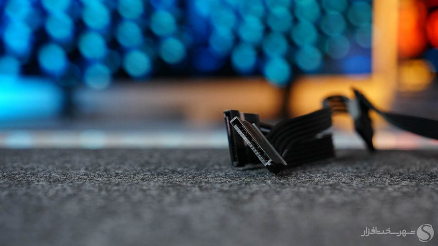 FSP-VITA-GD-750W-sata-and-molex-cable
