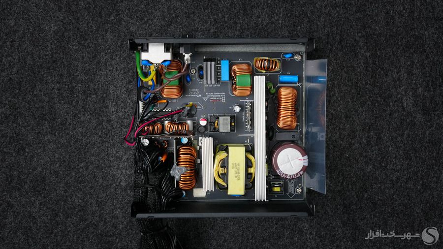 FSP-VITA-GD-750W-internal-components