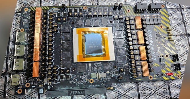 MSI-RTX-5090-Lightning-Z-01.jpg