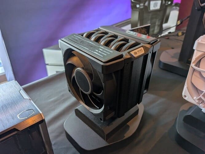 V8_Ace_3DHP_2.jpg