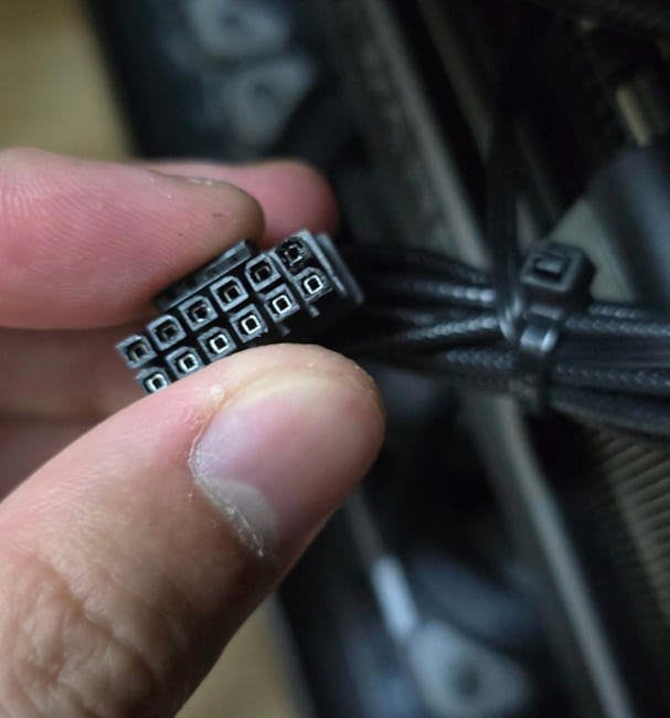 ذوب شدن RTX 5090D