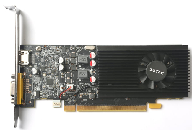 کارت گرافیک NVIDIA GeForce GT 1030 بهترین کارت گرافیک کامپیوتر برای اجرای برنامه و بازی های قدیمی سبک بهترین گرافیک تا 8 میلیون تومان