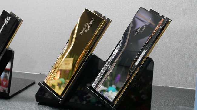 ماژولهای رم G.SKILL Trident Z5 Royal Neo DDR5-6000 با نورپردازی RGB