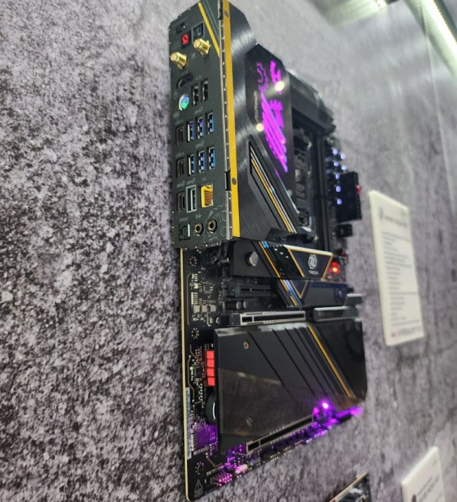 مادربرد X870E Taichi OCF