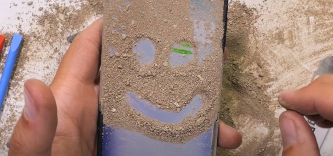 تست مقاومت گلکسی Z Flip 6