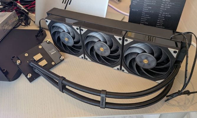 اولین واترکولرهای ASRock