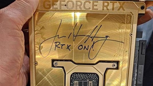 Golden ROG RTX 5090 Astral