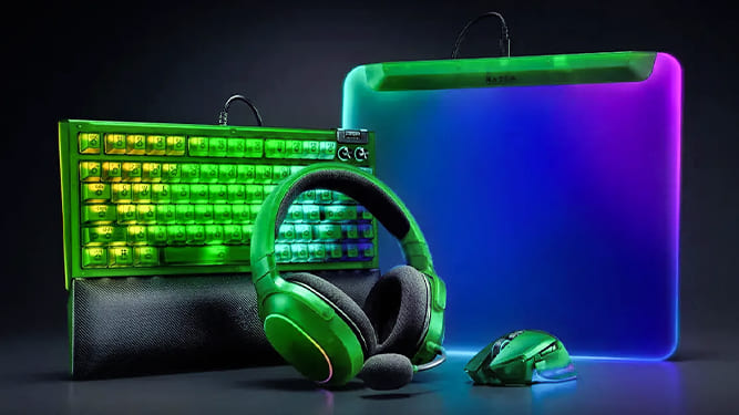 تجهیزات گیمینگ شفاف Razer