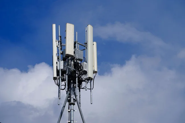 Huawei-5G-Antenna.webp