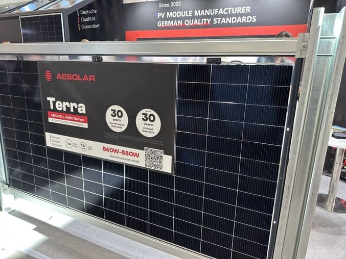 ae-solar-bifacial-4.jpg
