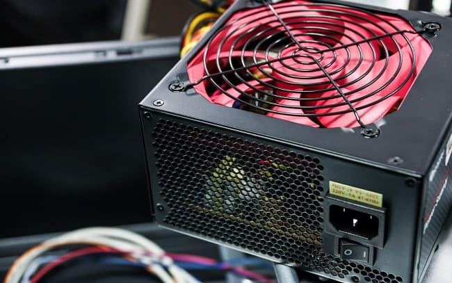 خرابی پاور کامپیوتر (PSU) به دلیل نوسان برق و قطع ناگهانی برق