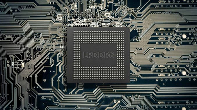 انحصار رم LPDDR6 برای تراشه‌های پرچمدار ۲۰۲۶ و افزایش قیمت موبایل