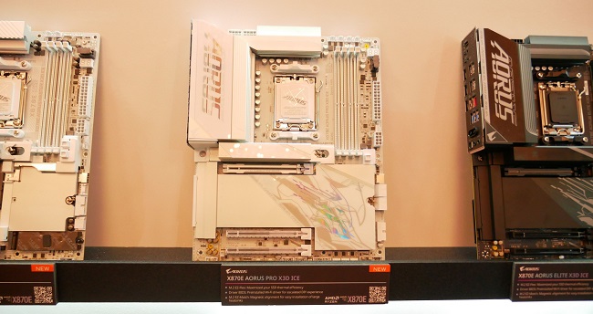 مادربرد X870E AORUS Master X3D ICE گیگابایت