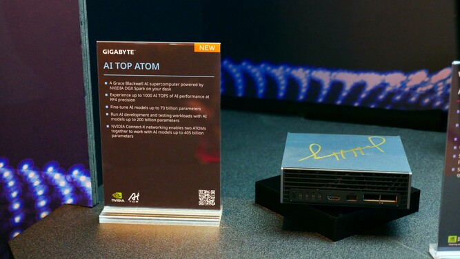 Gigabyte AI TOP ATOM