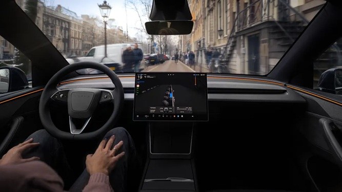 tesla-AI5-03.jpg