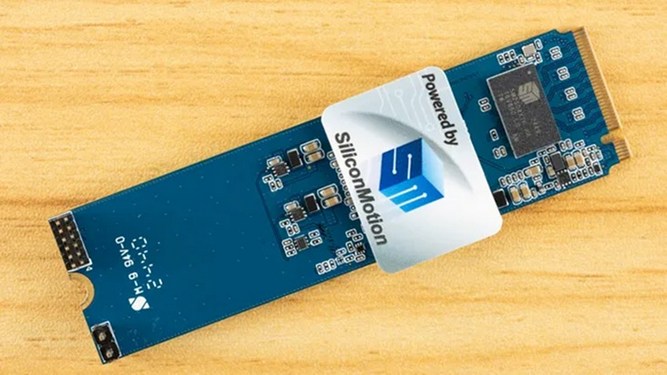 SM2524XT-01.jpg