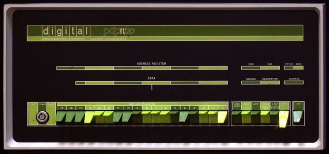 PDP-1120.jpg