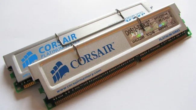 تماشا کنید: راه‌اندازی بدون مشکل ویندوز 11 روی سیستم با رم DDR1 و اجرای بازی Crysis
