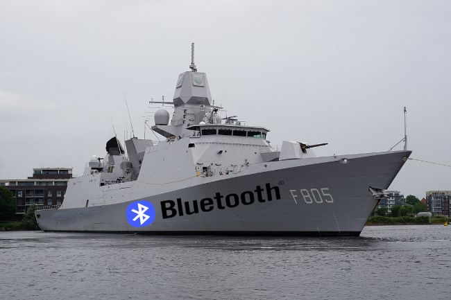 navy-2.jpg