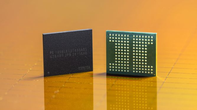 قرار گرفتن حافظه NAND در کنار پردازنده