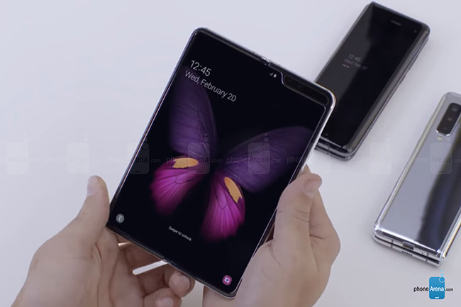 galaxy-fold.jpg