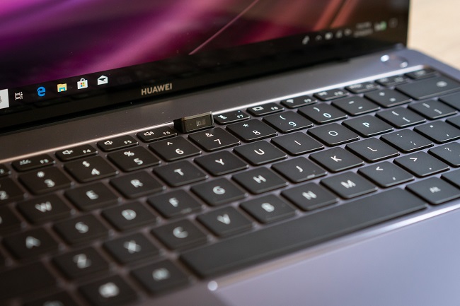 Matebook-X-pro-3.jpg