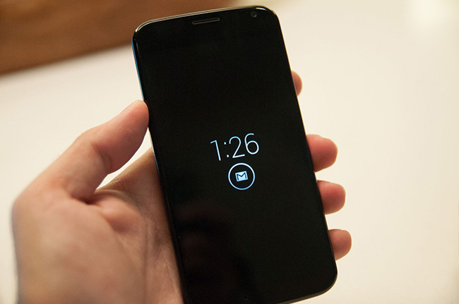 MotoX-display.jpg